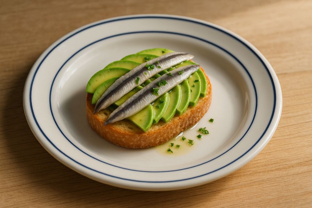 boquerones en vinagre con aguacate